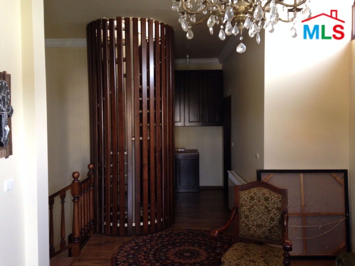 Stand Alone Villa For Sale in Jdayel-Jbeil