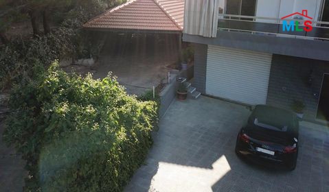 Old Furnished House For Sale In Nahr Ibrahim- Zaaitrieh