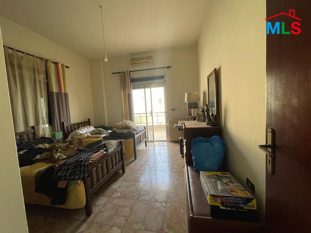 Old Furnished House For Sale In Nahr Ibrahim- Zaaitrieh