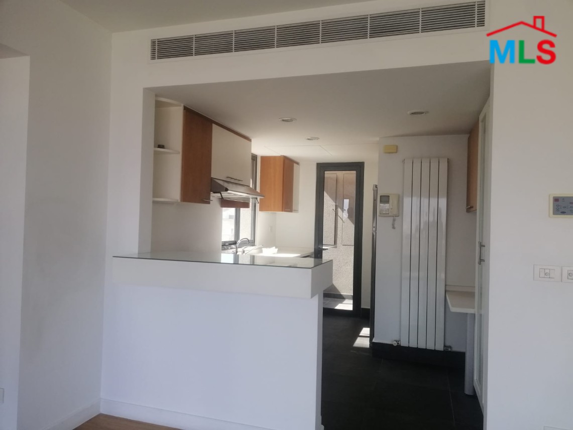 Spacious Duplex With Open view for Sale In Achrafieh, Sioufi
