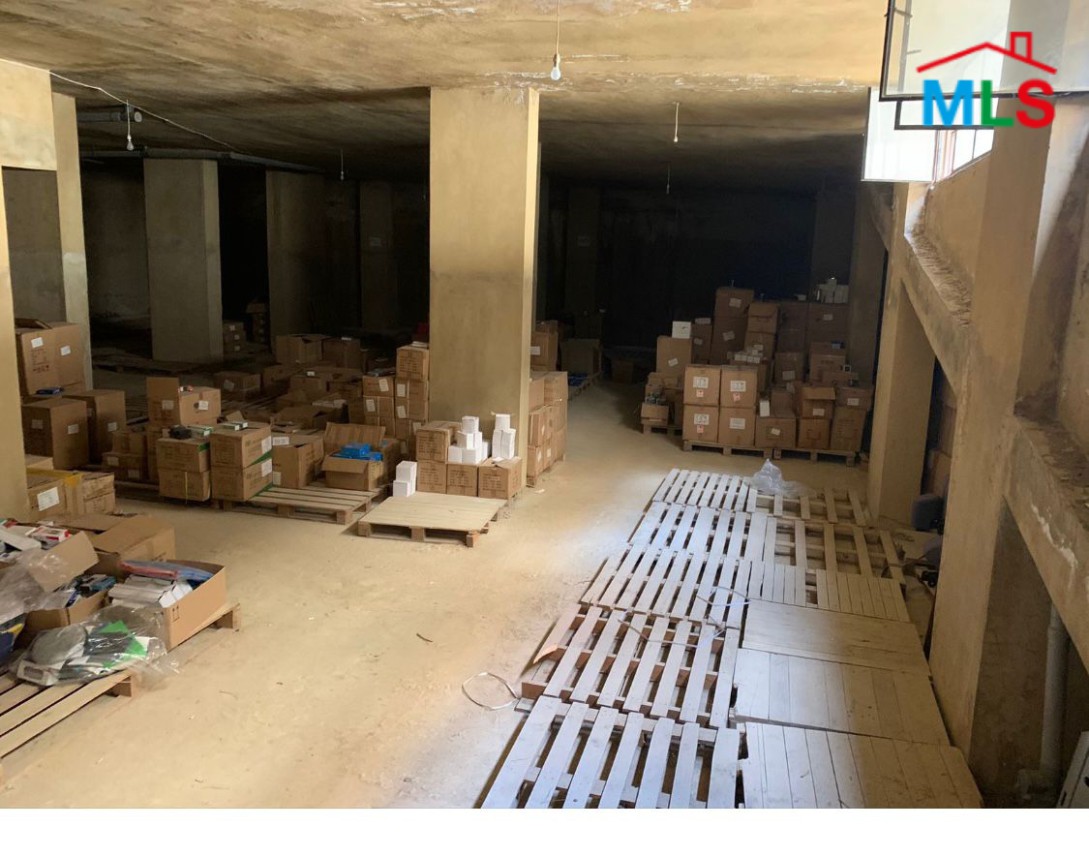 Open Space Warehouse for Sale In Bouchrieh