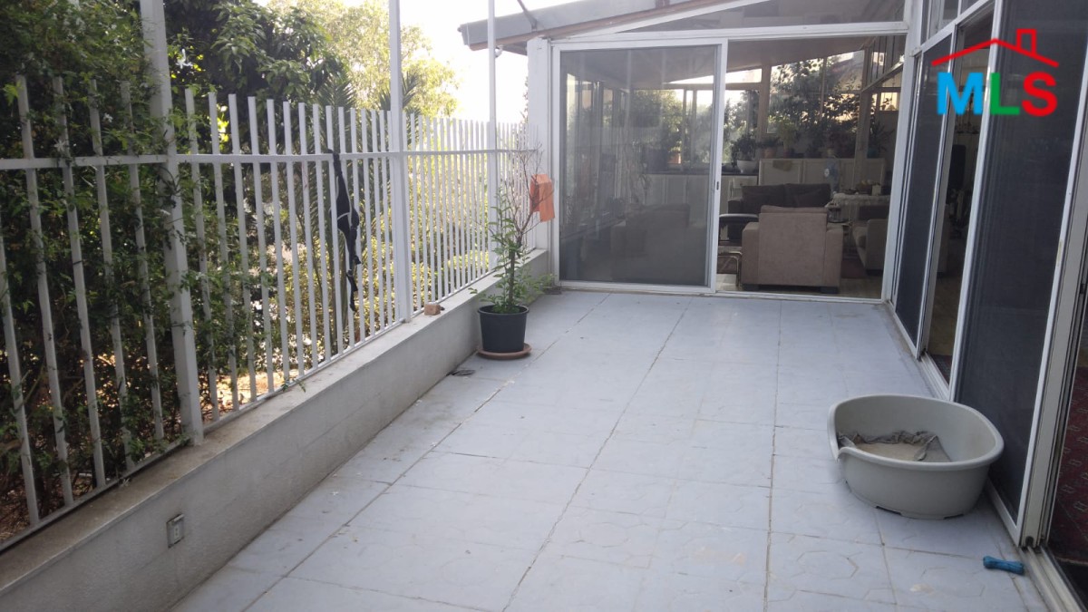 Spacious Apartment With Terrace for Sale In Rabweh