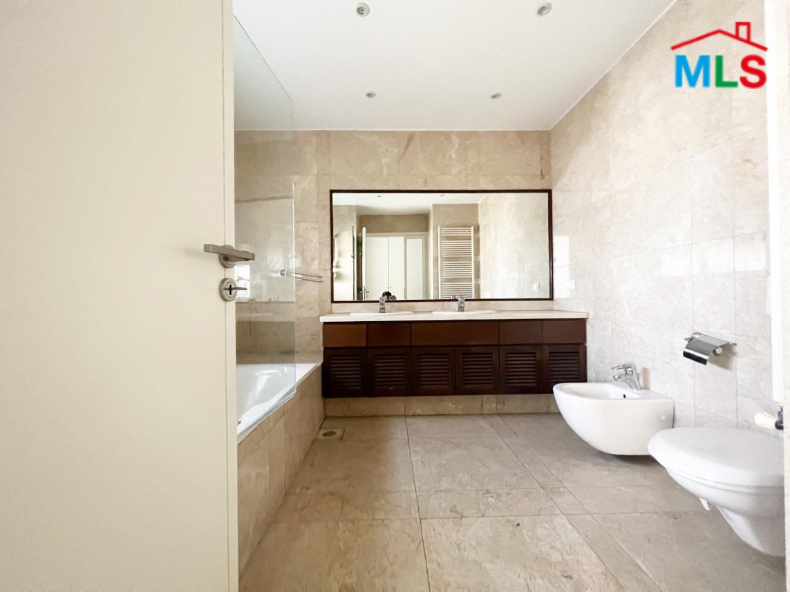 4-Bedroom Apartment for Sale in Achrafieh, Carré D'or