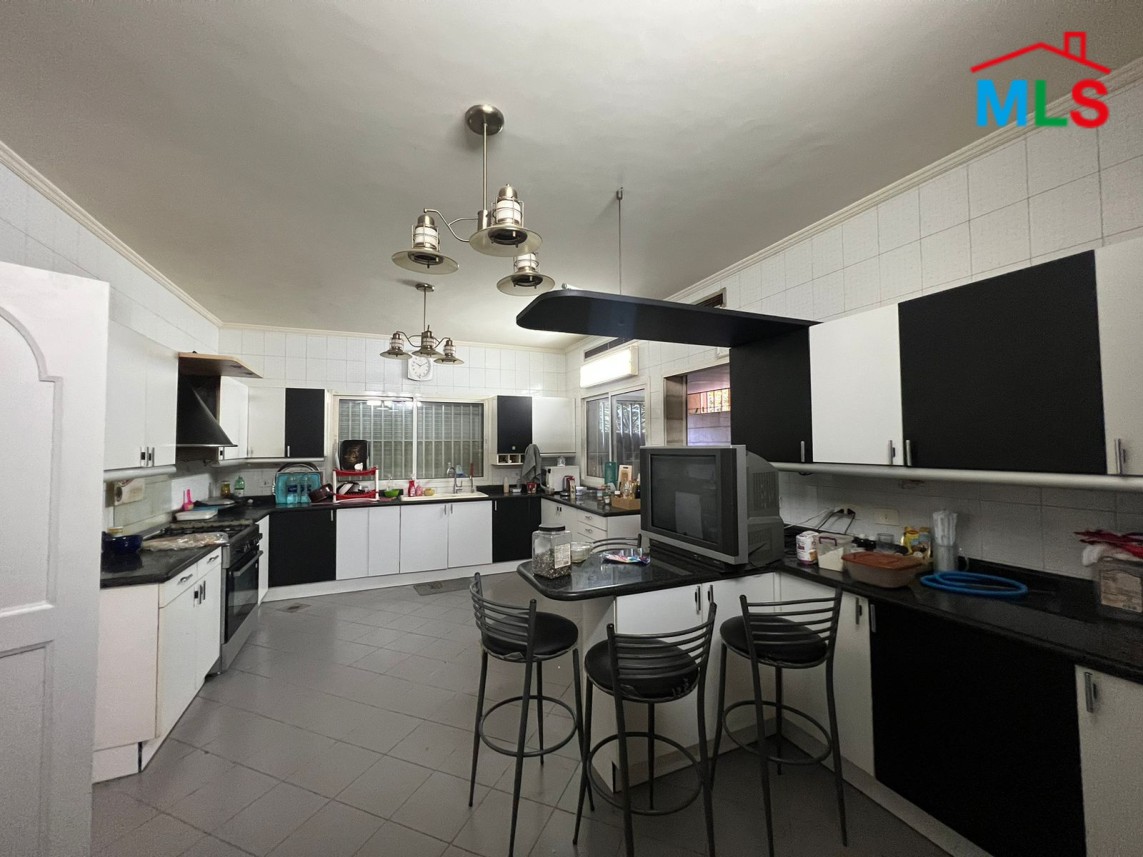 Decorated and Furnished Apartment with Garden for Sale In Adma