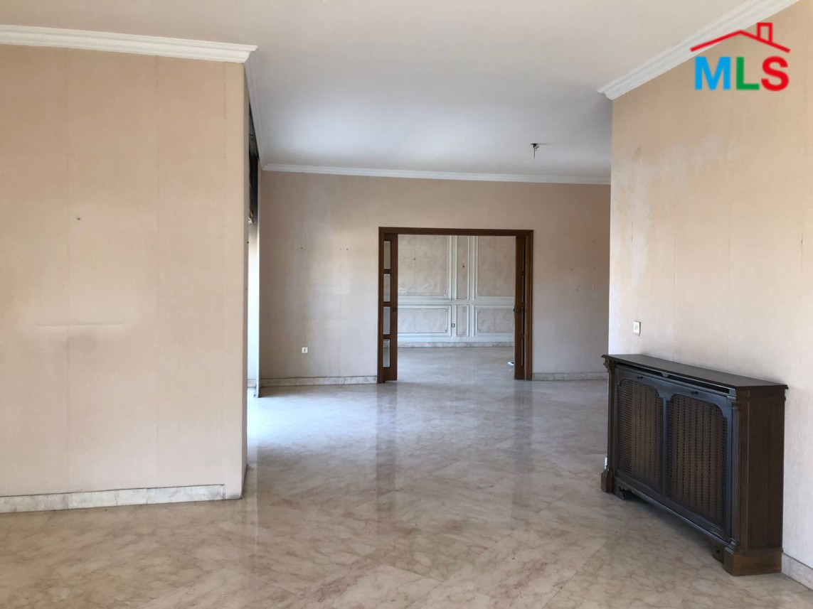 400 SQM Apartment for Sale in Badaro 24-Hour Electricity!