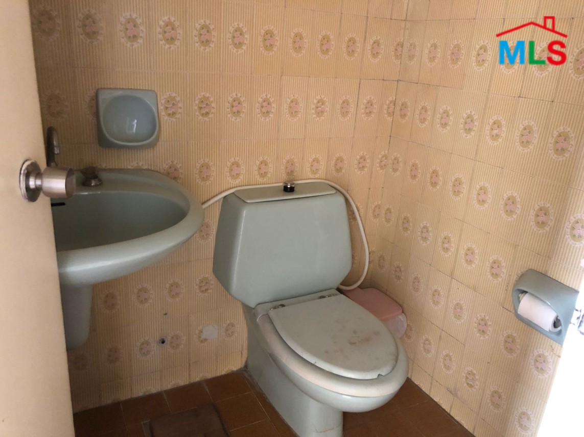 400 SQM Apartment for Sale in Badaro 24-Hour Electricity!
