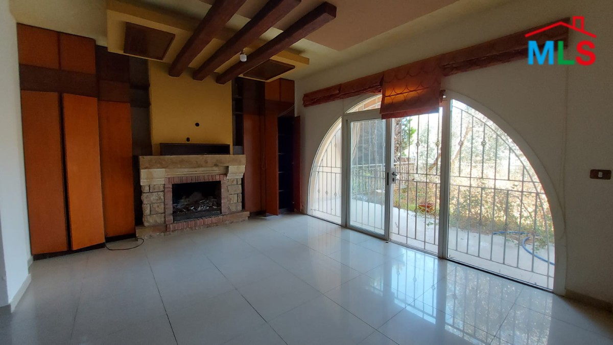 Private High End and Decorated Triplex for Sale In Aamchit