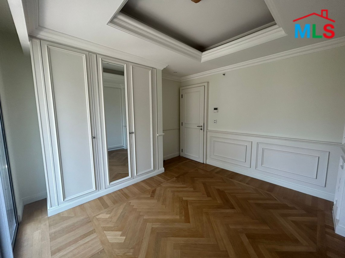 Apartment with Sea View in Prestigious Tower for Sale In Down Town