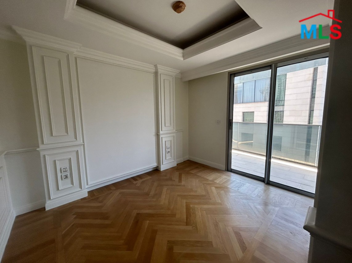 Apartment with Sea View in Prestigious Tower for Sale In Down Town