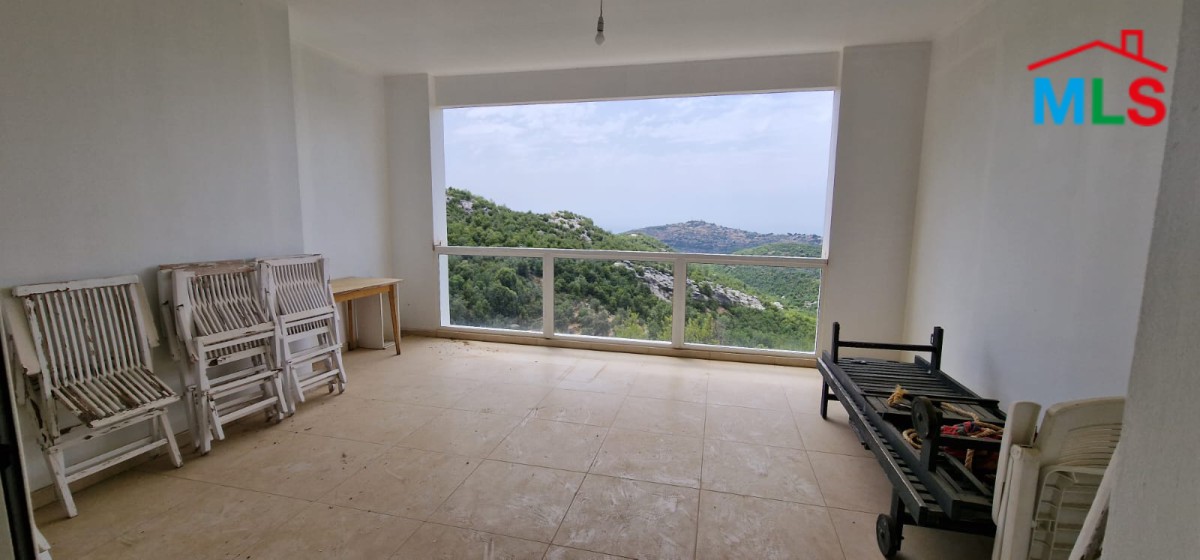 Private Villa in Hadtoun with Mountain View for Sale