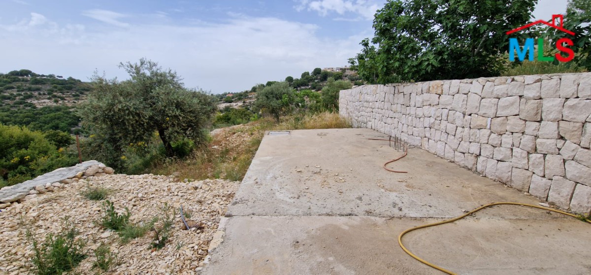 Private Villa in Hadtoun with Mountain View for Sale