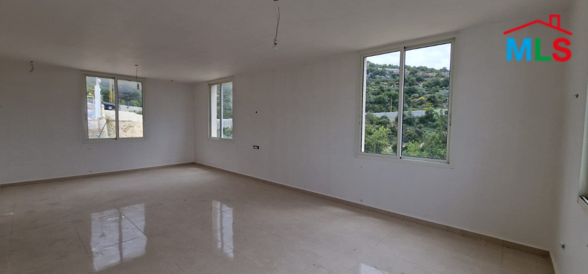 Private Villa in Hadtoun with Mountain View for Sale
