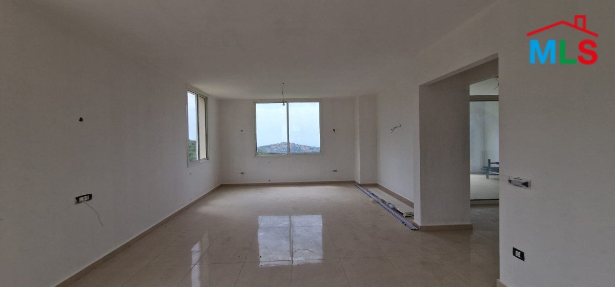 Private Villa in Hadtoun with Mountain View for Sale