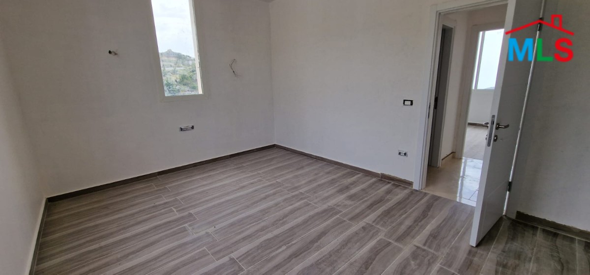 Private Villa in Hadtoun with Mountain View for Sale