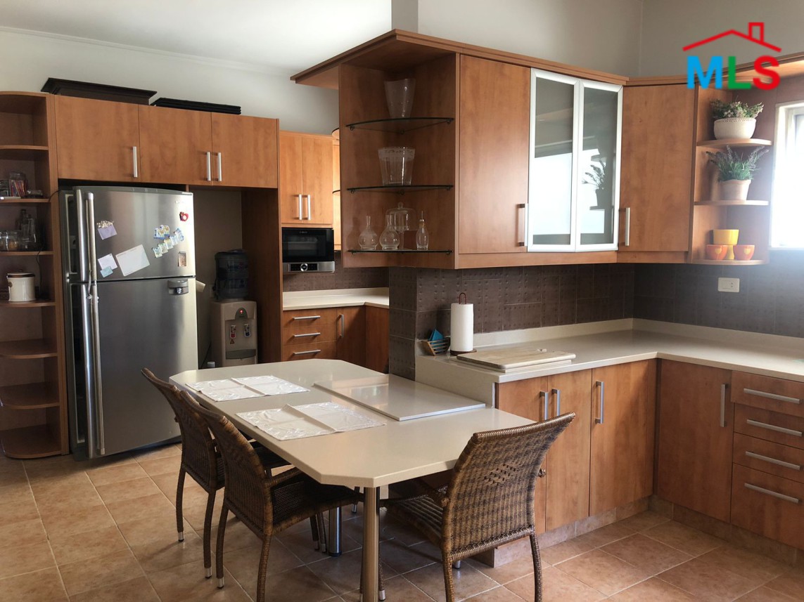4-Bedroom Apartment for Sale in Badaro 24-Hour Electricity!