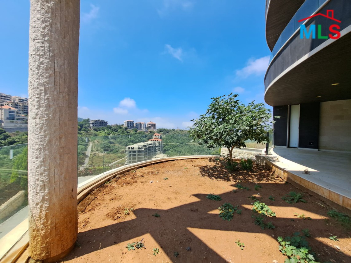 Spacious Apartment for Sale in Hboub
