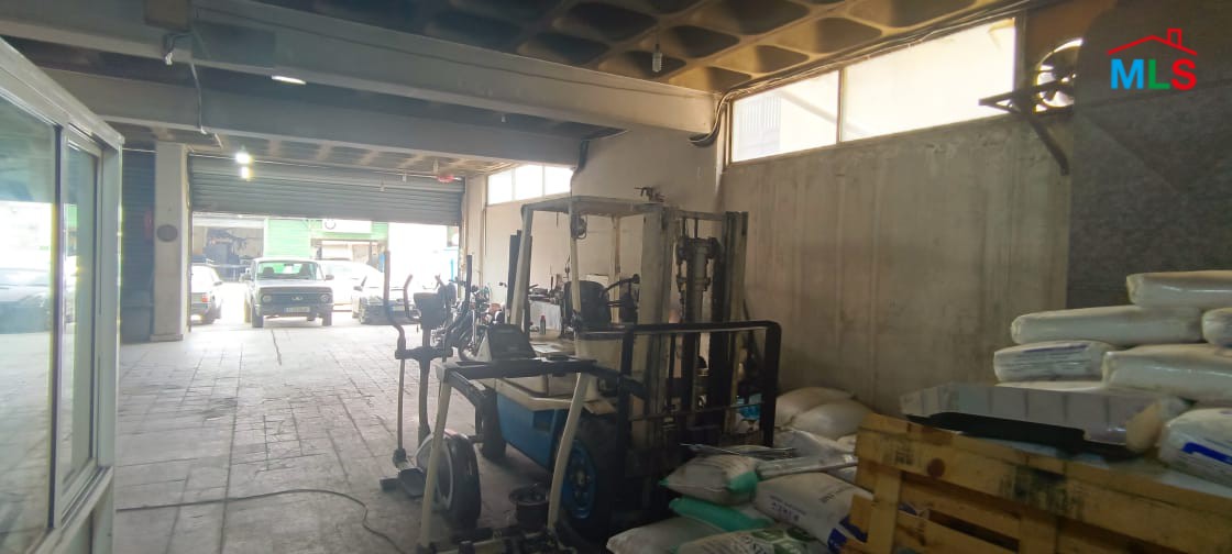 Industrial Factory for Sale in Mazraat Yachouh