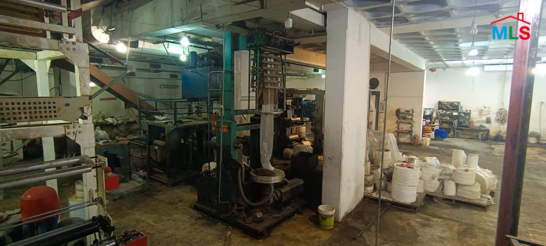 Industrial Factory for Sale in Mazraat Yachouh