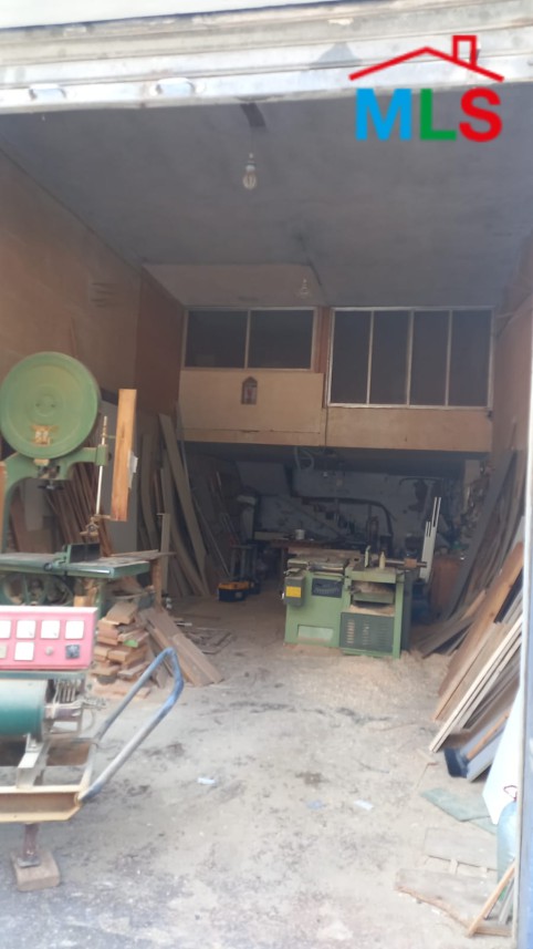 Shop for Sale in an Industrial Zone in Wadi Edde