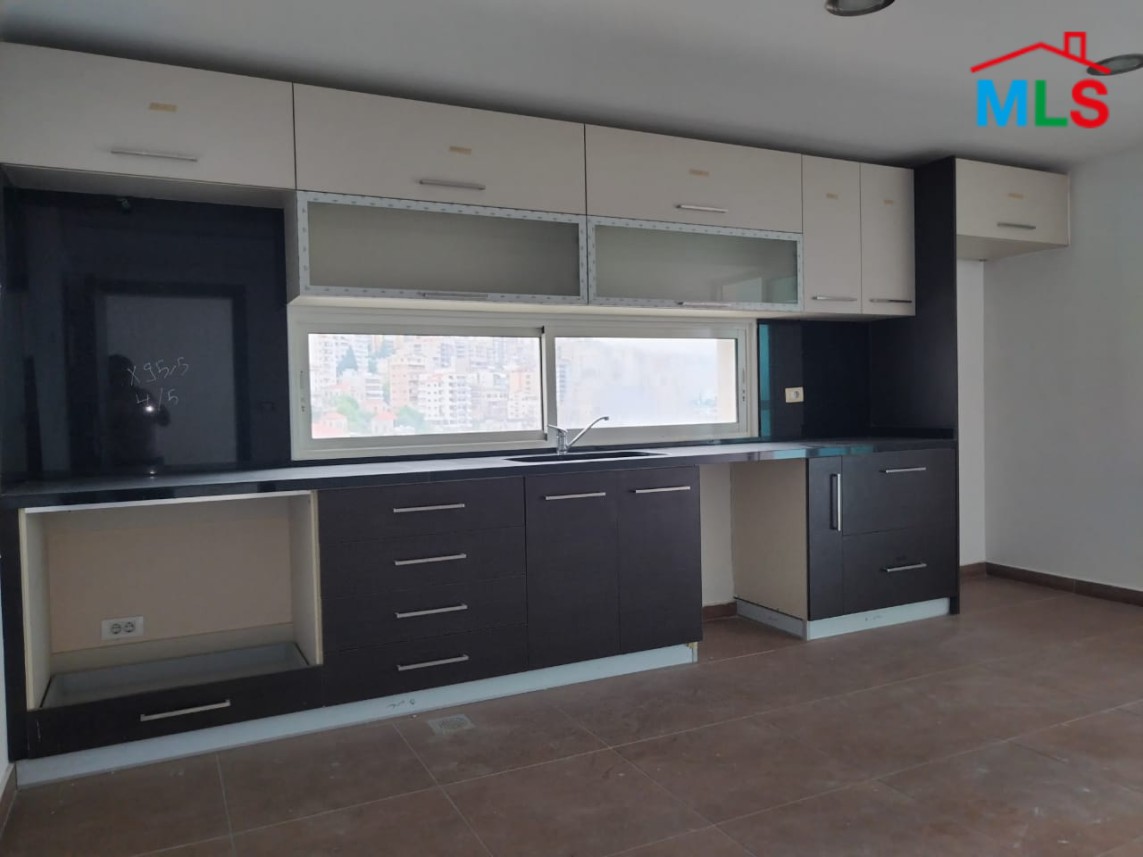 260 sqm apartment with 260 sqm roof for Sale in Jounieh