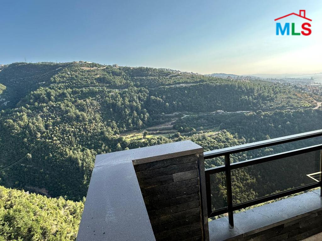 Renovated Unfurnished Duplex for Sale in Mastita With Sea and Mountain View