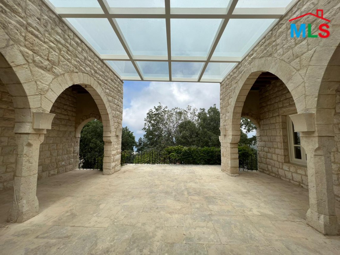 500 sqm Furnished Duplex House With 3500 sqm land for Sale in Ghazir