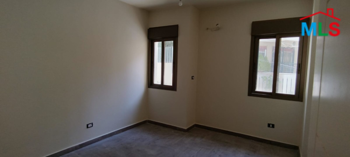 Spacious Apartment for Sale In Shayle