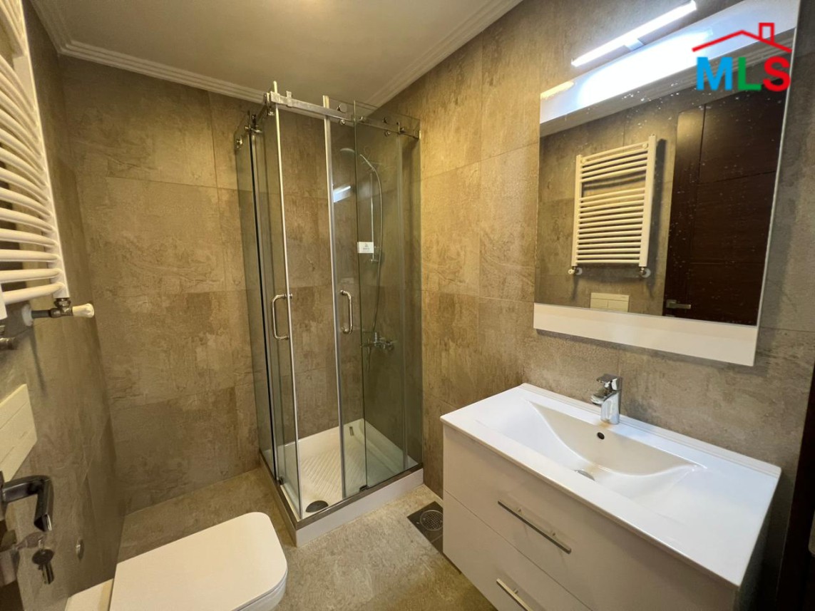 Deluxe And Decorated Apartment With Terrace for Sale in Adma