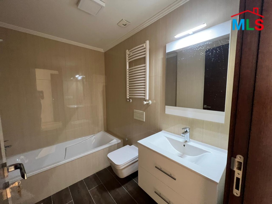 Deluxe And Decorated Apartment With Terrace for Sale in Adma