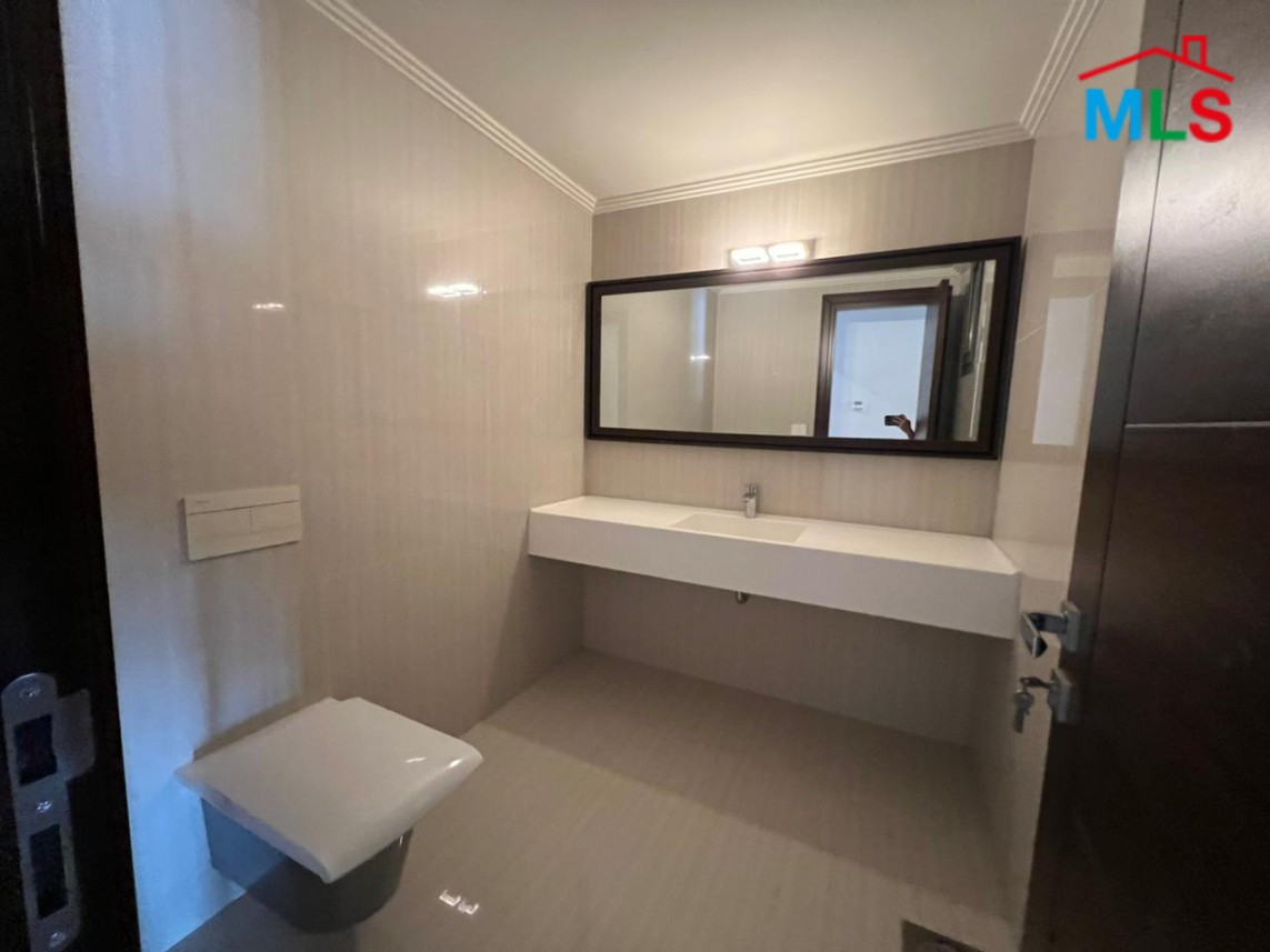 Deluxe And Decorated Apartment With Terrace for Sale in Adma