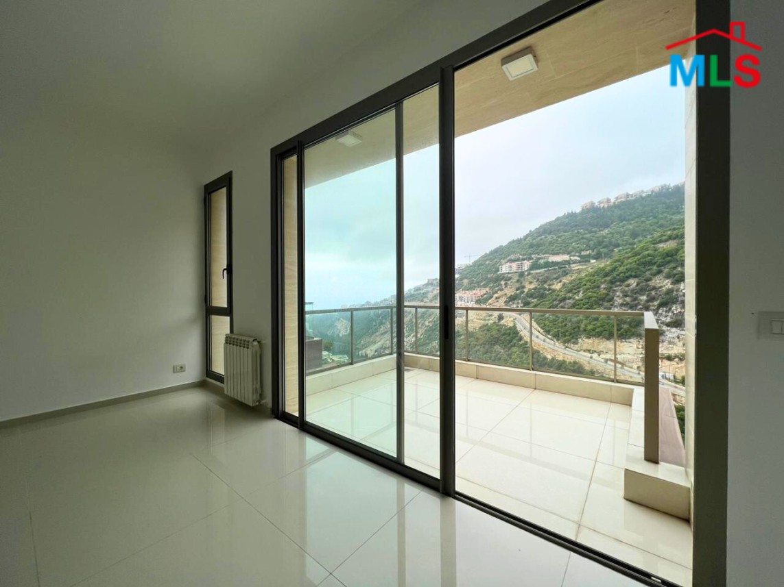 Apartment for Sale In A Calm Area in Adma