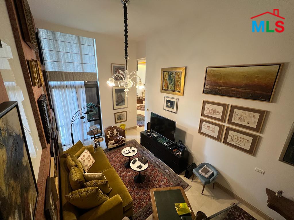 Charming Unfurnished Loft for Sale in Achrafieh, Carré D'Or