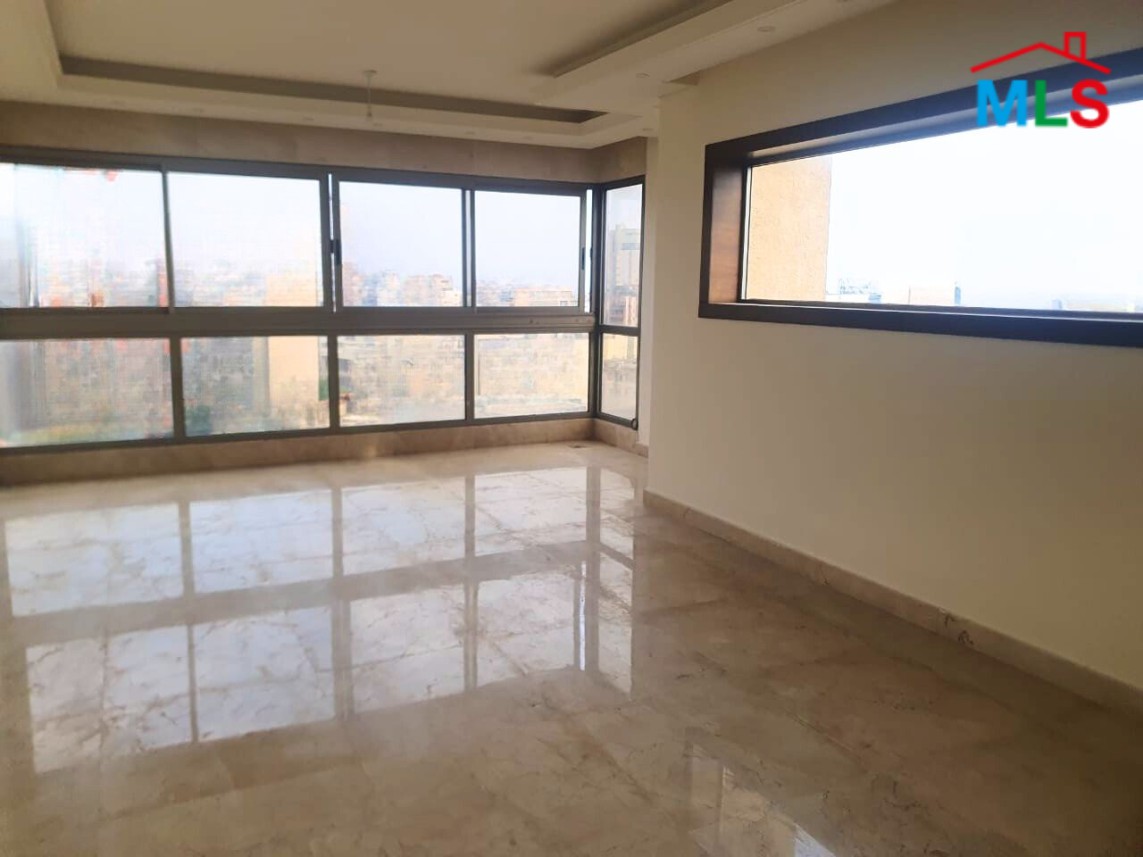 3-Bedroom Apartment with Open View for Sale in Spears, Ras Beirut