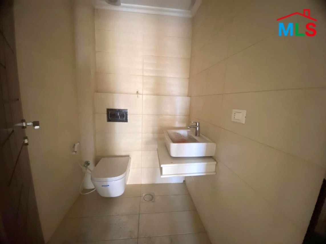 3-Bedroom Apartment with Open View for Sale in Spears, Ras Beirut
