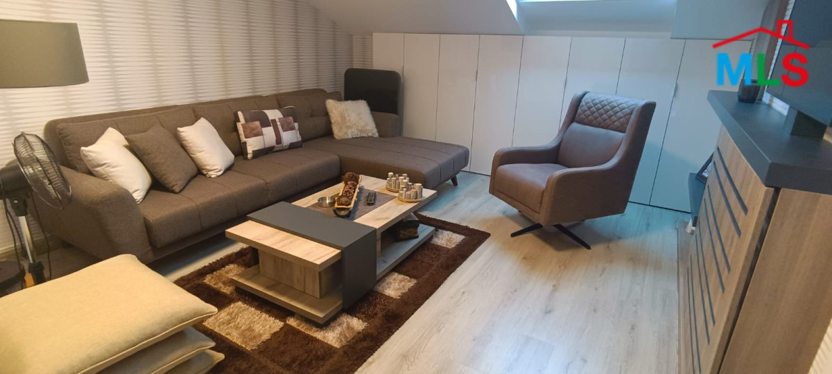 Furnished Chalet for Sale in San Antonio
