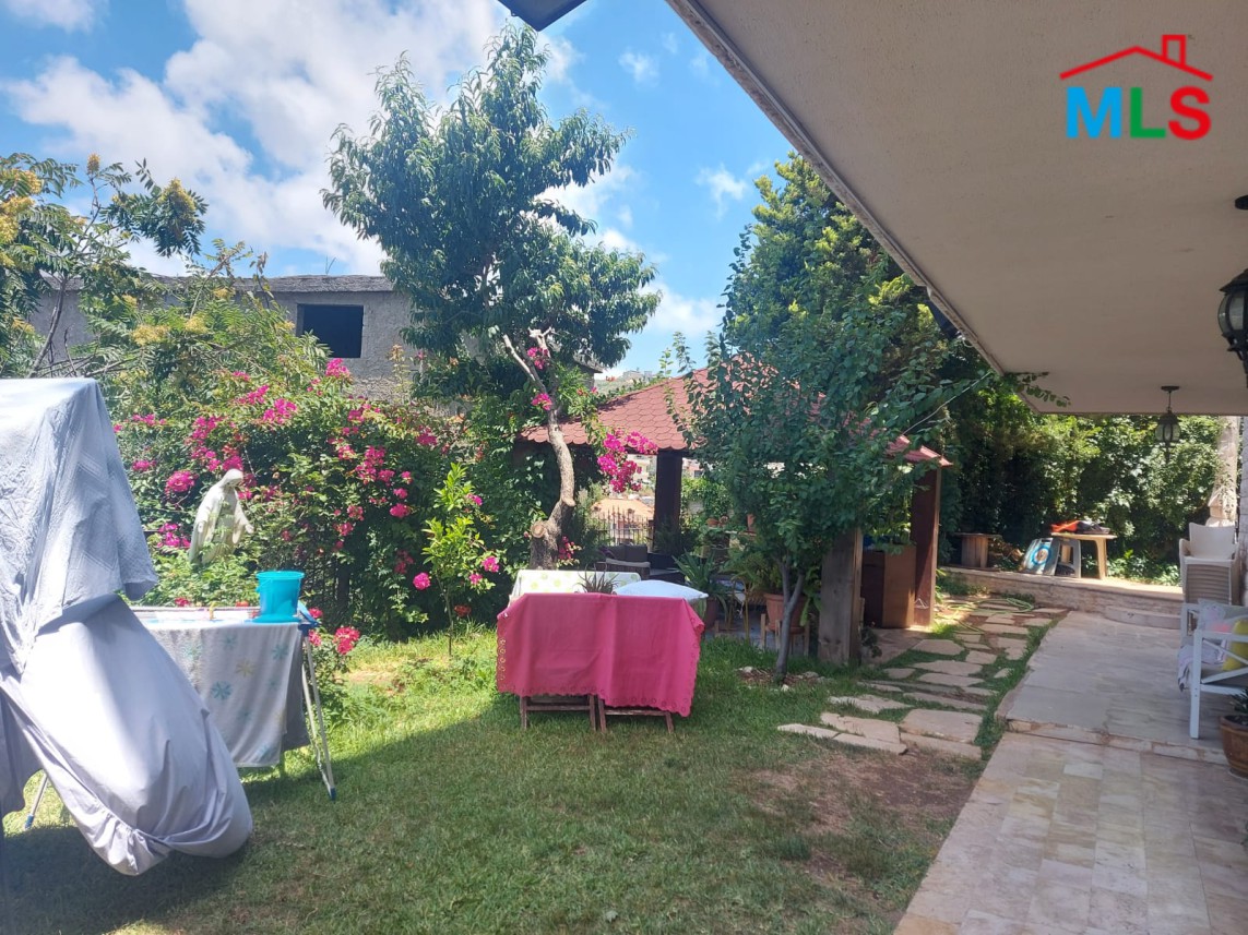 Unfurnished Apartment for Sale in Hboub with A Large Garden