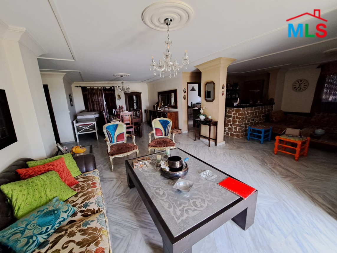 Unfurnished Apartment for Sale in Hboub with A Large Garden