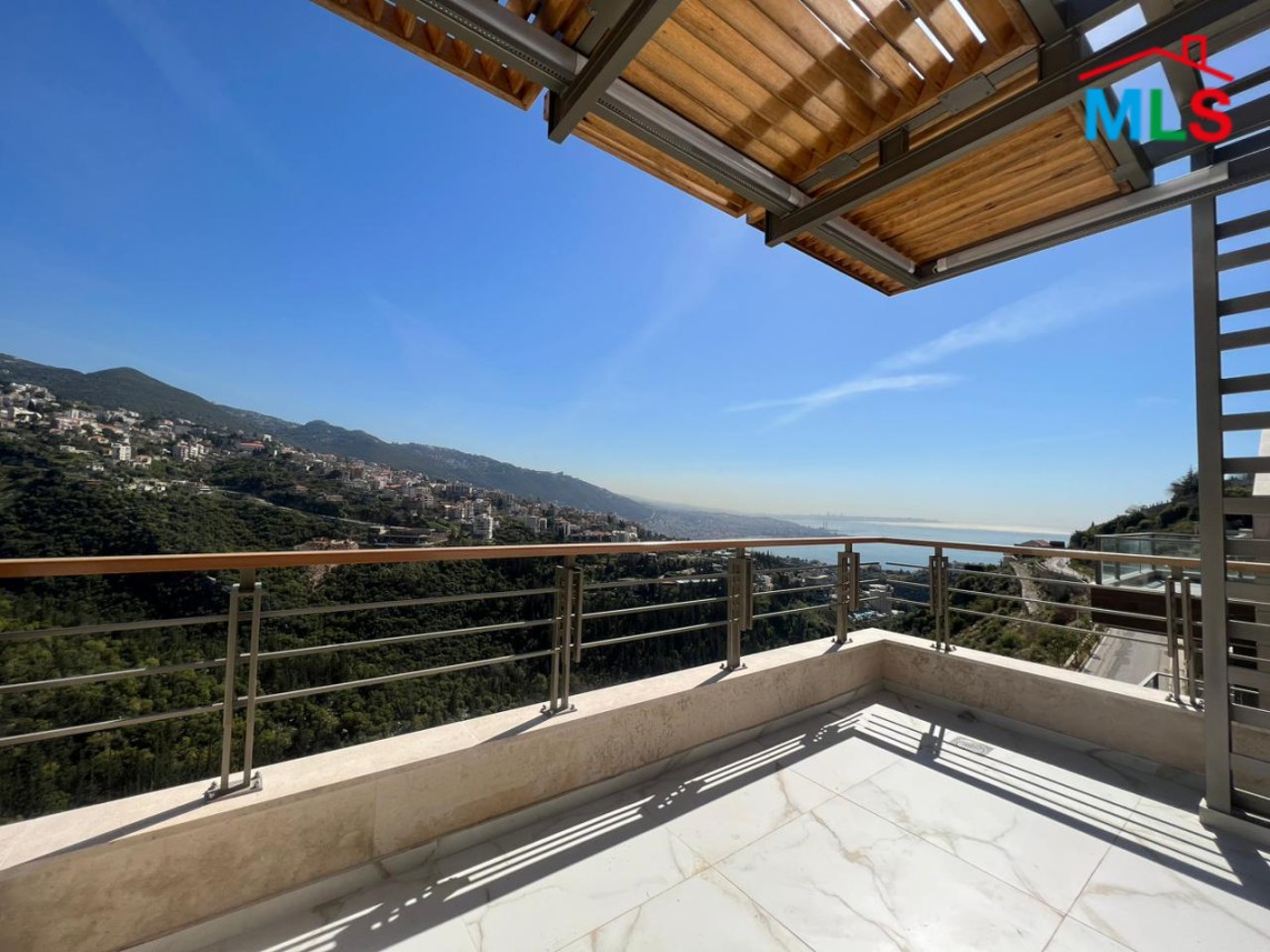 Wonderful duplex for Sale in Adma with A Garden, Terrace and a Beautiful view.