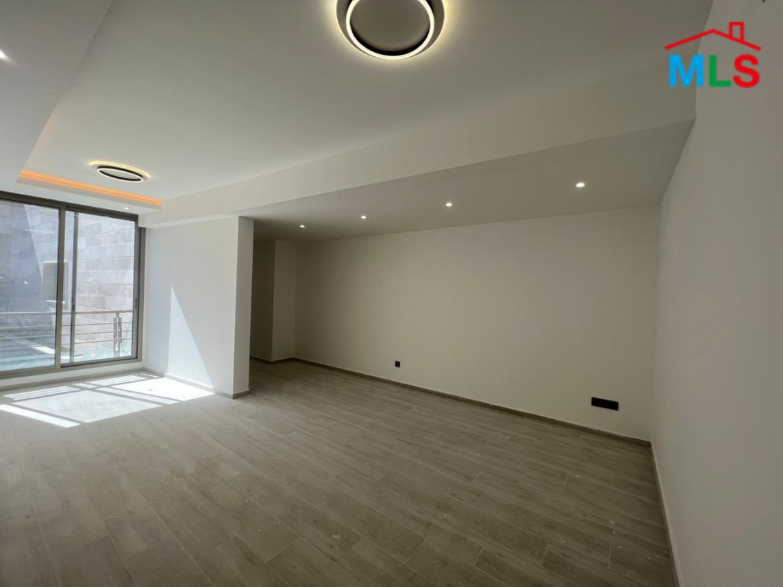 Wonderful duplex for Sale in Adma with A Garden, Terrace and a Beautiful view.