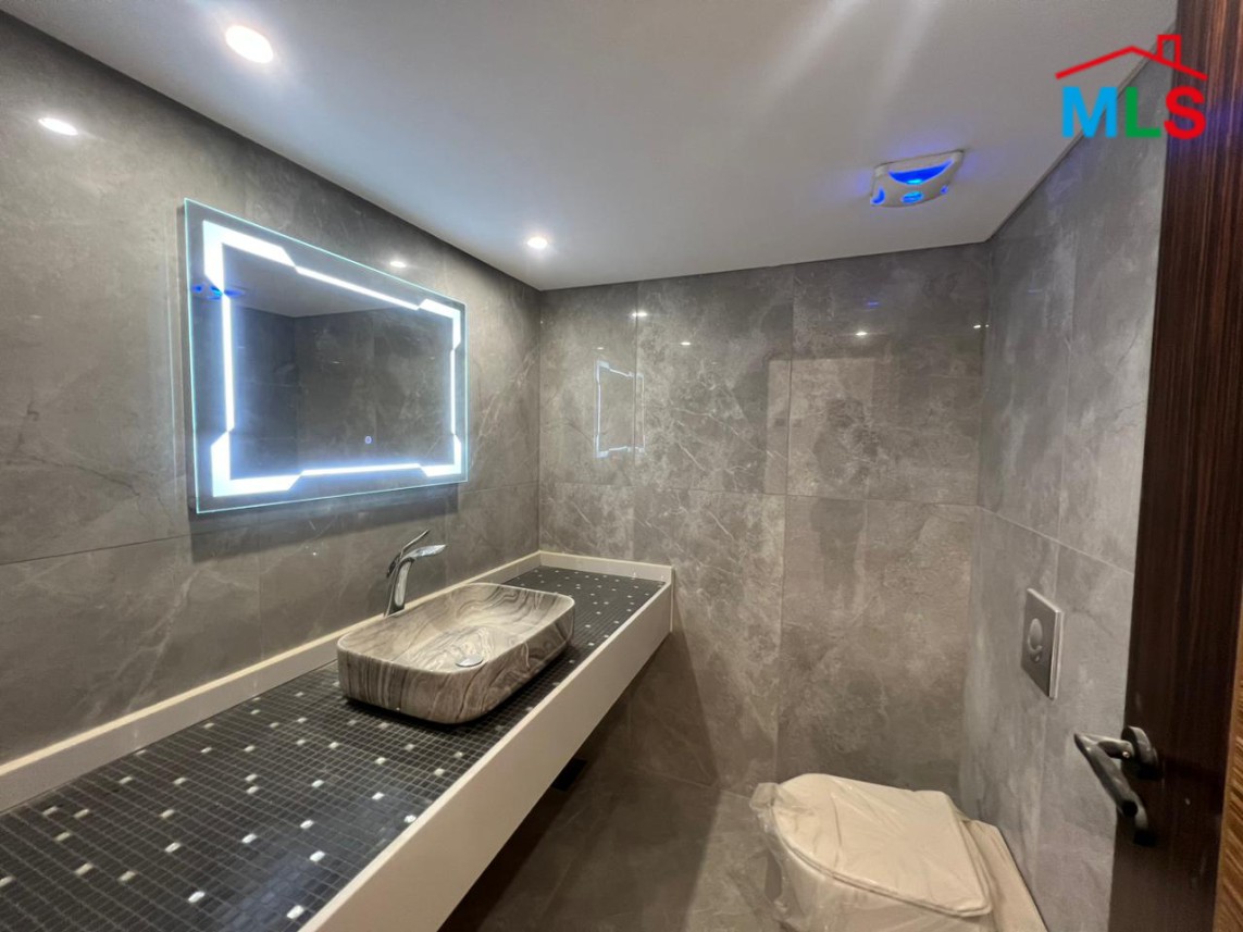Wonderful duplex for Sale in Adma with A Garden, Terrace and a Beautiful view.