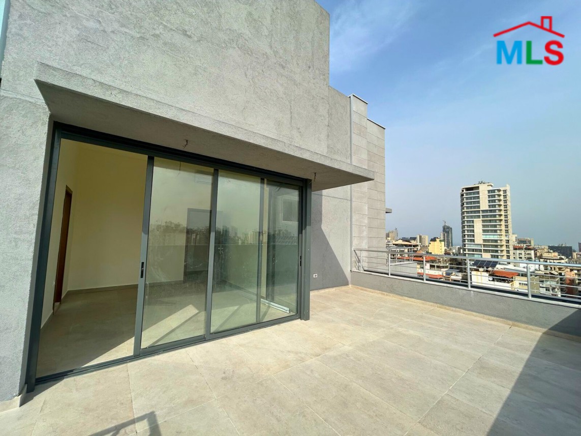 Penthouse with Terraces and Amazing Sea View For Sale in Verdun