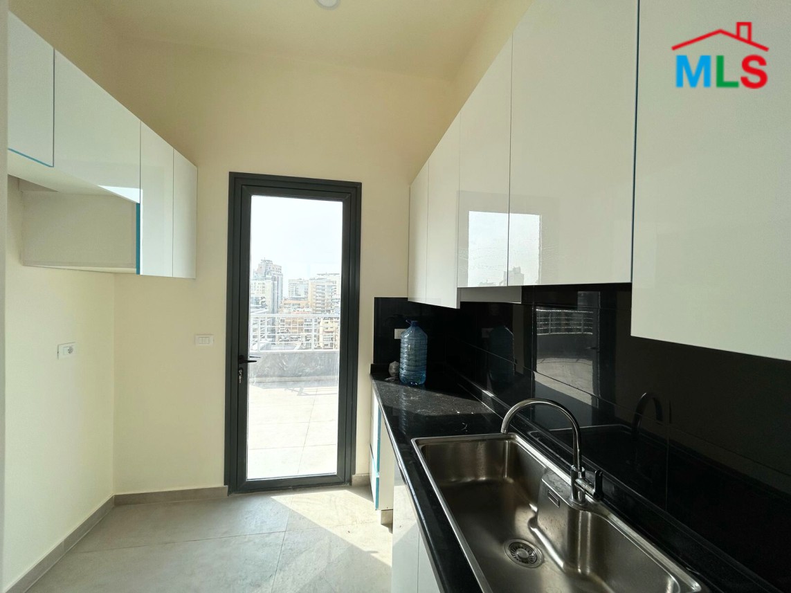 Penthouse with Terraces and Amazing Sea View For Sale in Verdun