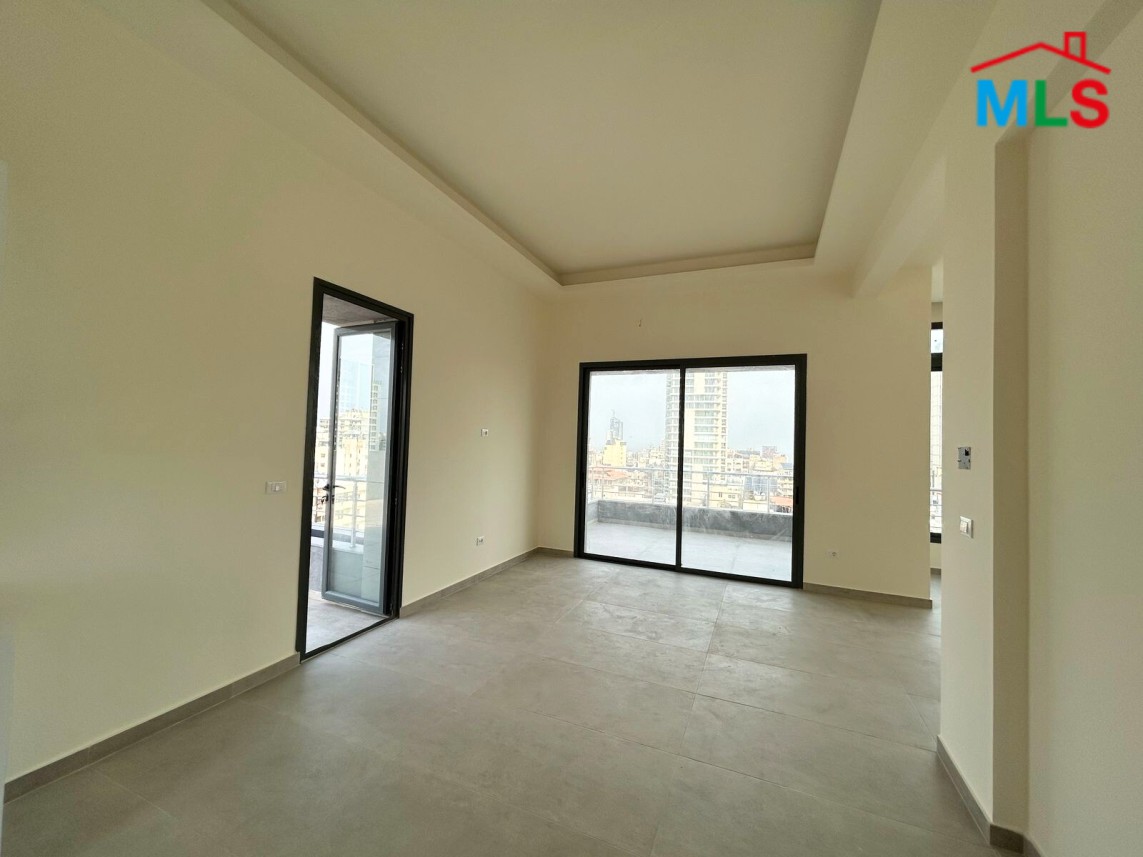 Penthouse with Terraces and Amazing Sea View For Sale in Verdun