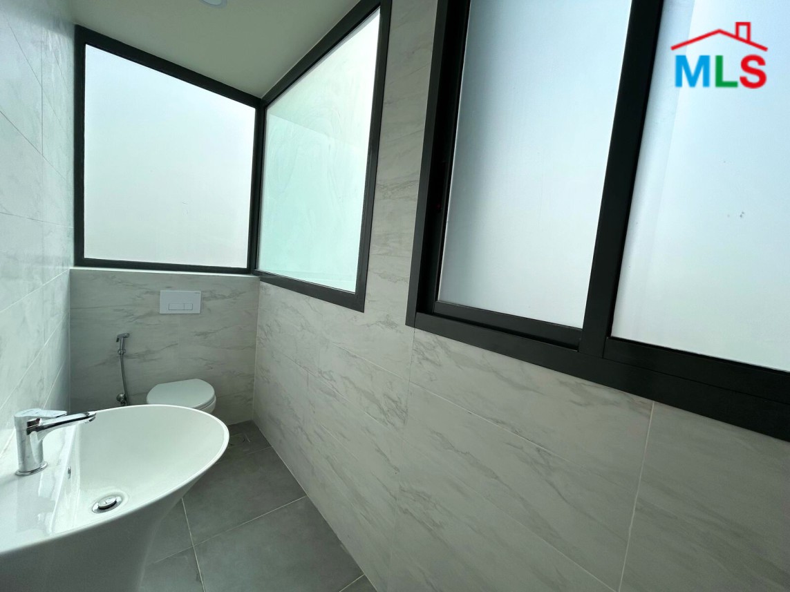 Penthouse with Terraces and Amazing Sea View For Sale in Verdun