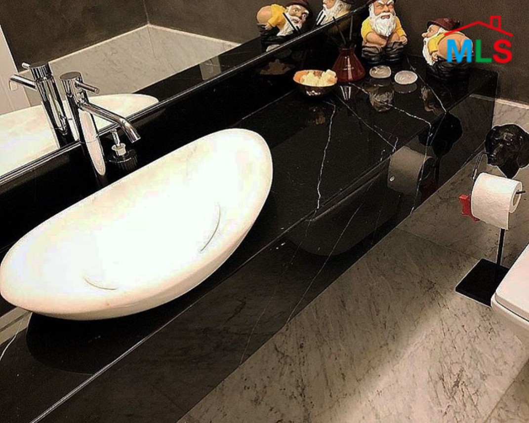 Modern Apartment with City View for Sale in Sioufi