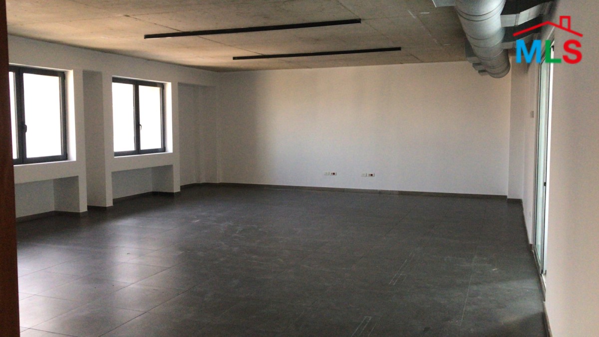 Open-Space Office for Sale In Mar Mikhael