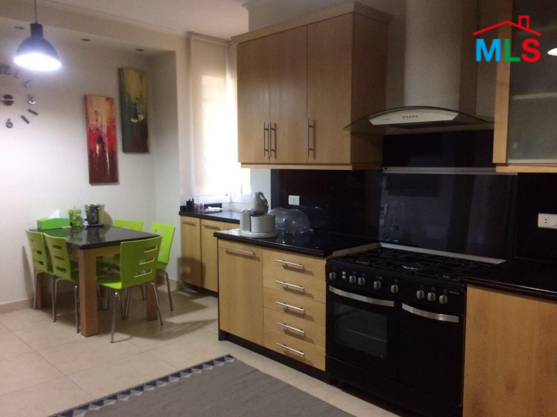 High-End Furnished Apartment with Terrace for Sale in New Shayle