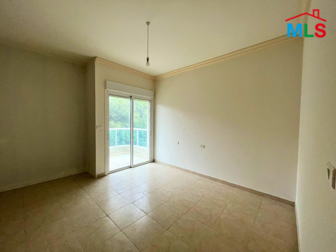 200 sqm Apartment for Sale in Kfarhbeib