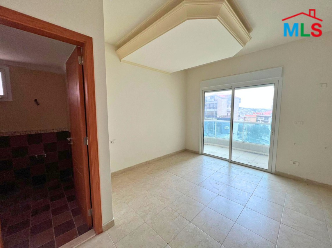 200 sqm Apartment for Sale in Kfarhbeib
