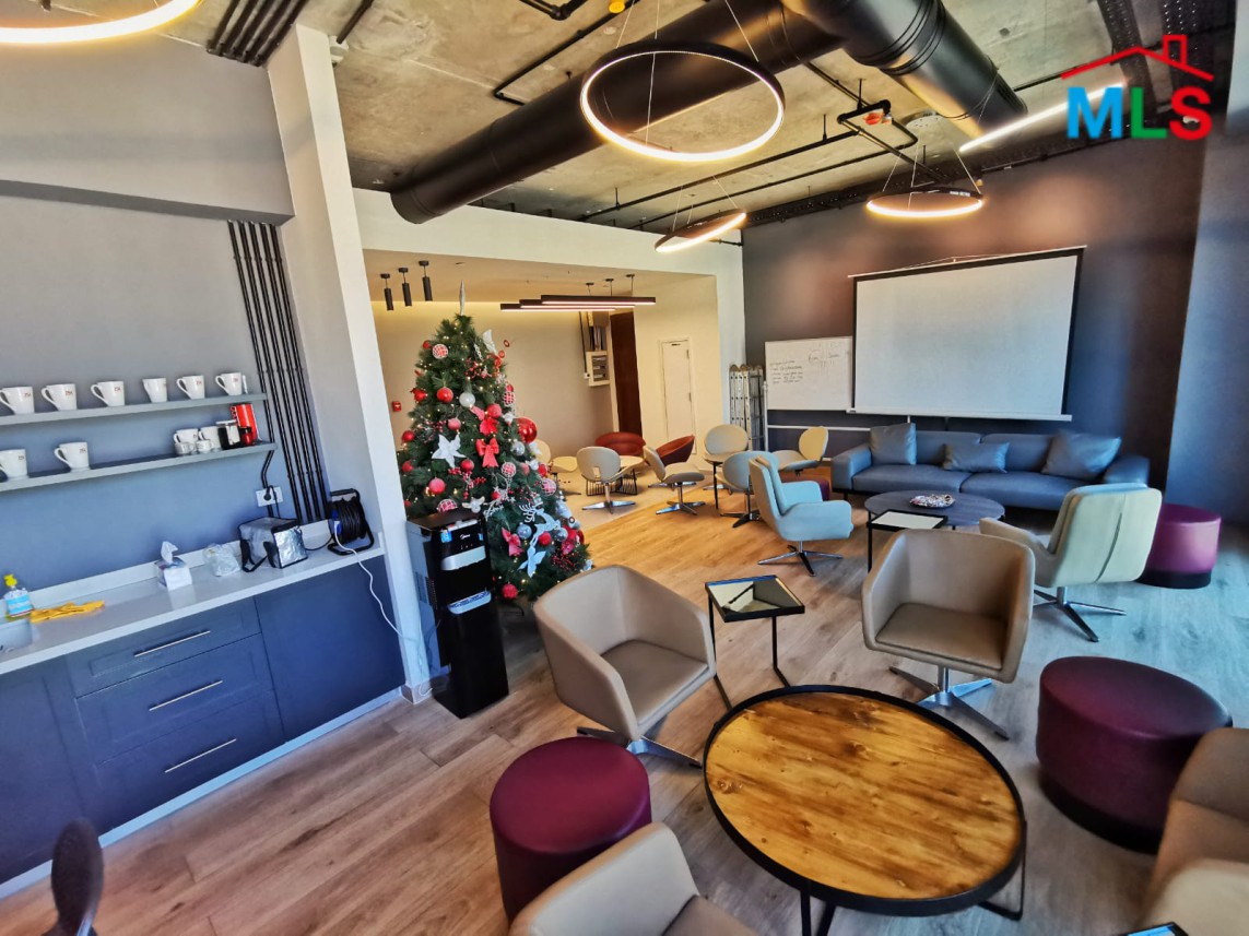 An Amazing Office For Sale in an Iconic Building in Achrafieh